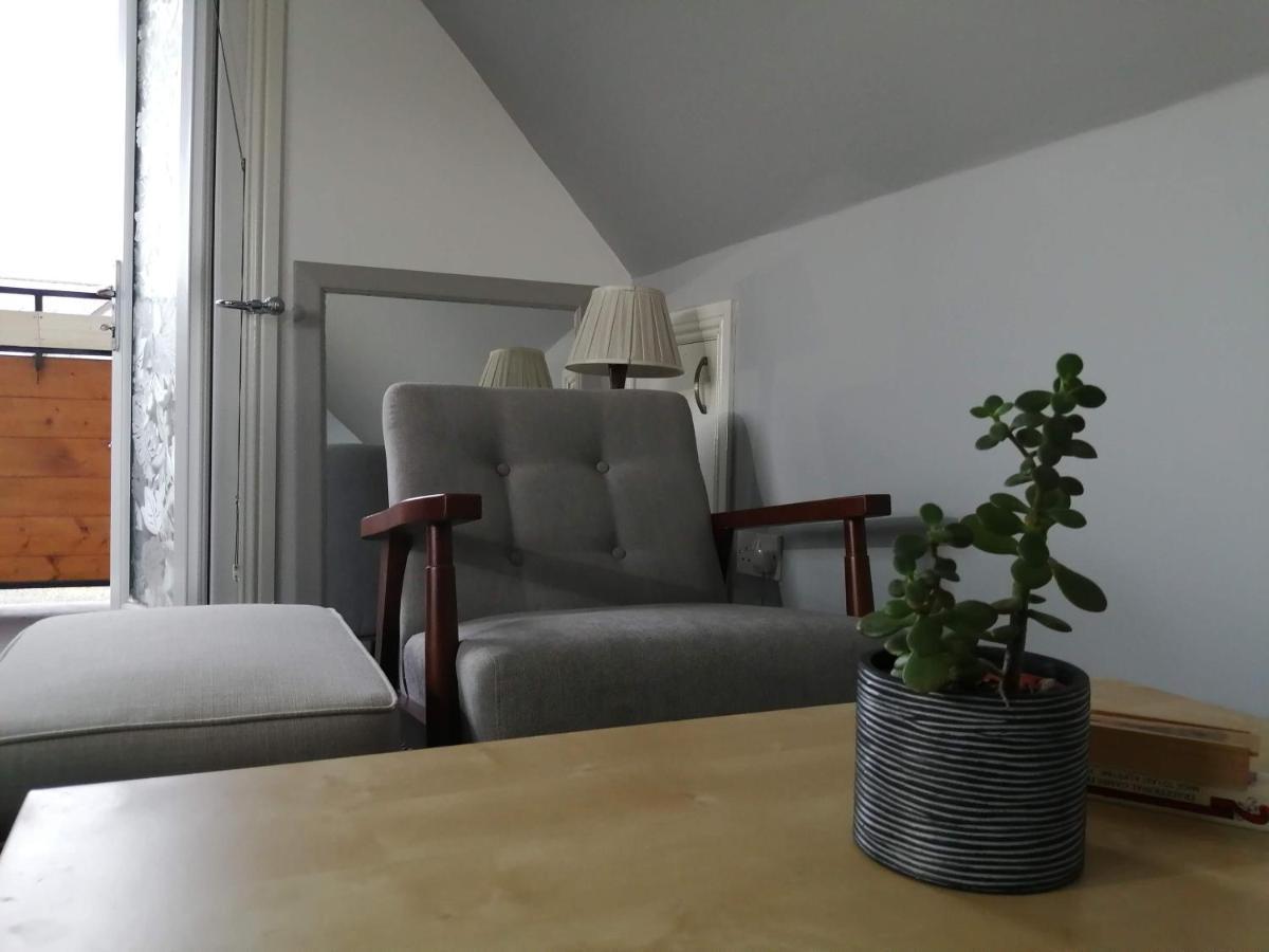 Nest Holiday Home Central Callander, Trossachs Self-Catering ภายนอก รูปภาพ
